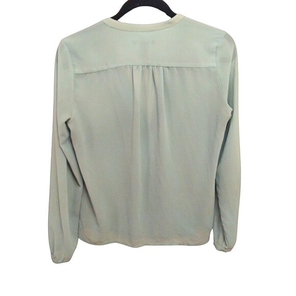 FOREVER 21 WOMEN'S MINT GREEN BUTTON DOWN LONG SLEEVE BLOUSE - SIZE S - Picture 2 of 4